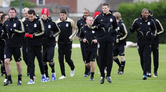 记者：于根伟没有参加国足主帅竞聘（记者：于根伟未参与国足主帅竞聘）