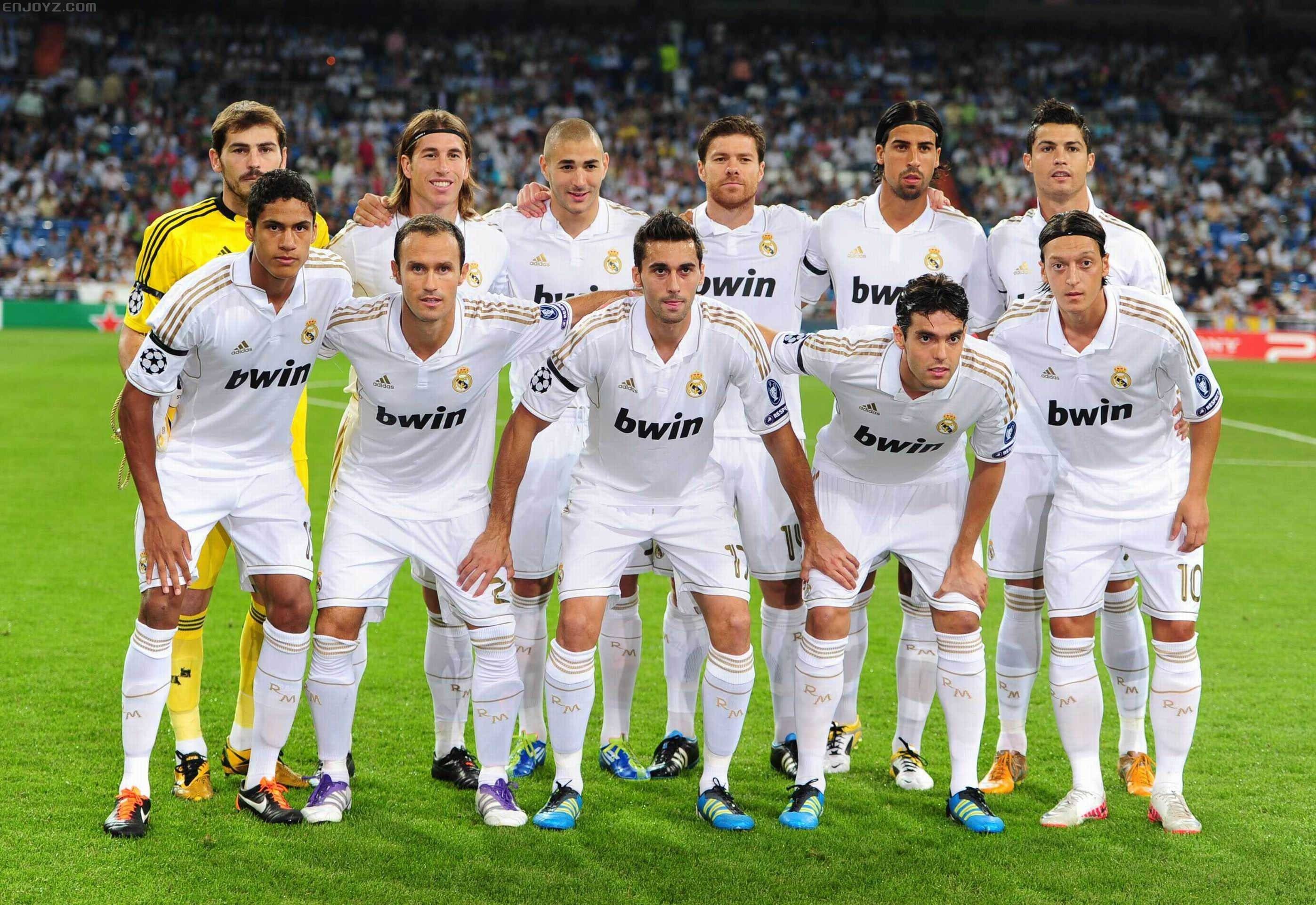 斯玛特命中8记三分，追平湖人队史替补球员三分球记录