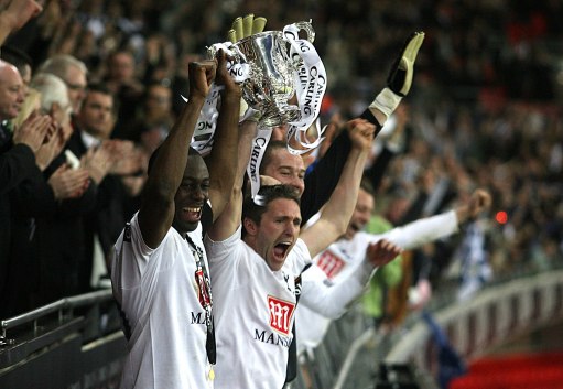 斯洛特还能坚持多久？红军上一次12场输9场还是72年前（红军近12战9负创72年最差，斯洛特还能撑多久？）