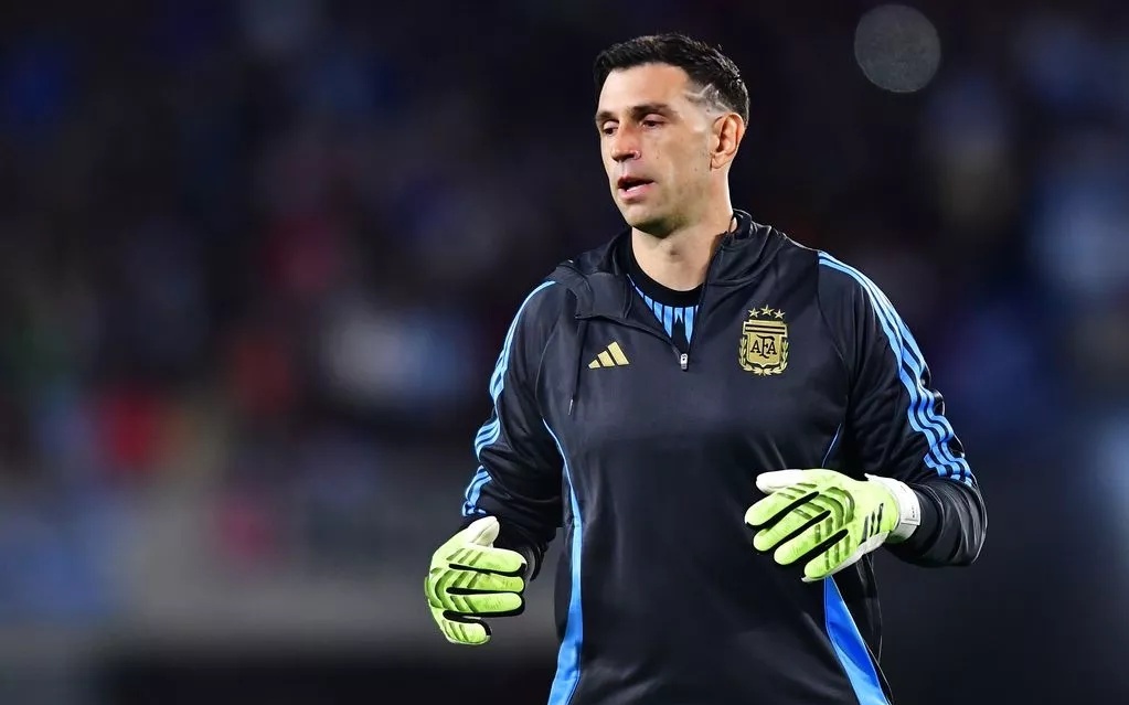 离大谱了！ 范戴克你退个锤子的退啊！利物浦1：1桑德兰！ 主队信仰只为英超