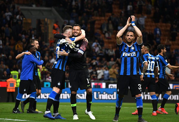 阿森纳欧冠遇马竞铁血防守 数据：枪手利刃破敌（欧冠硬碰马竞铁壁，数据称枪手锋芒可破阵）