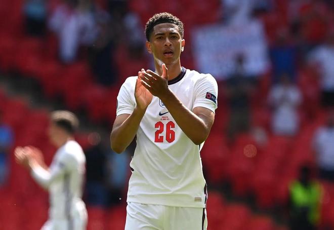 记者：利物浦暂时不会对伊萨克提出报价，一切取决于纽卡意愿