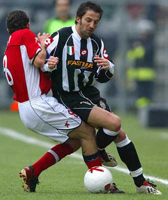 活塞队记：艾维今天可以出战，此前被列入出战成疑名单