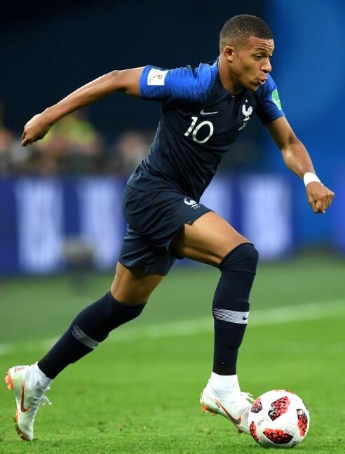 马竞铁血防守压制对手