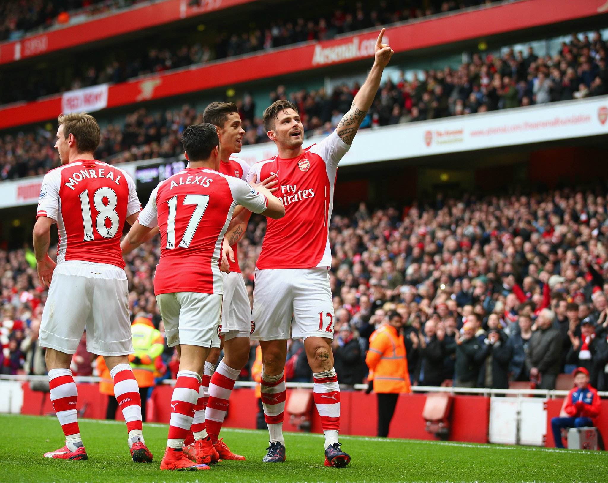 跟队：布伦特福德和桑德兰有意圣地亚哥，但球员想在米兰立足