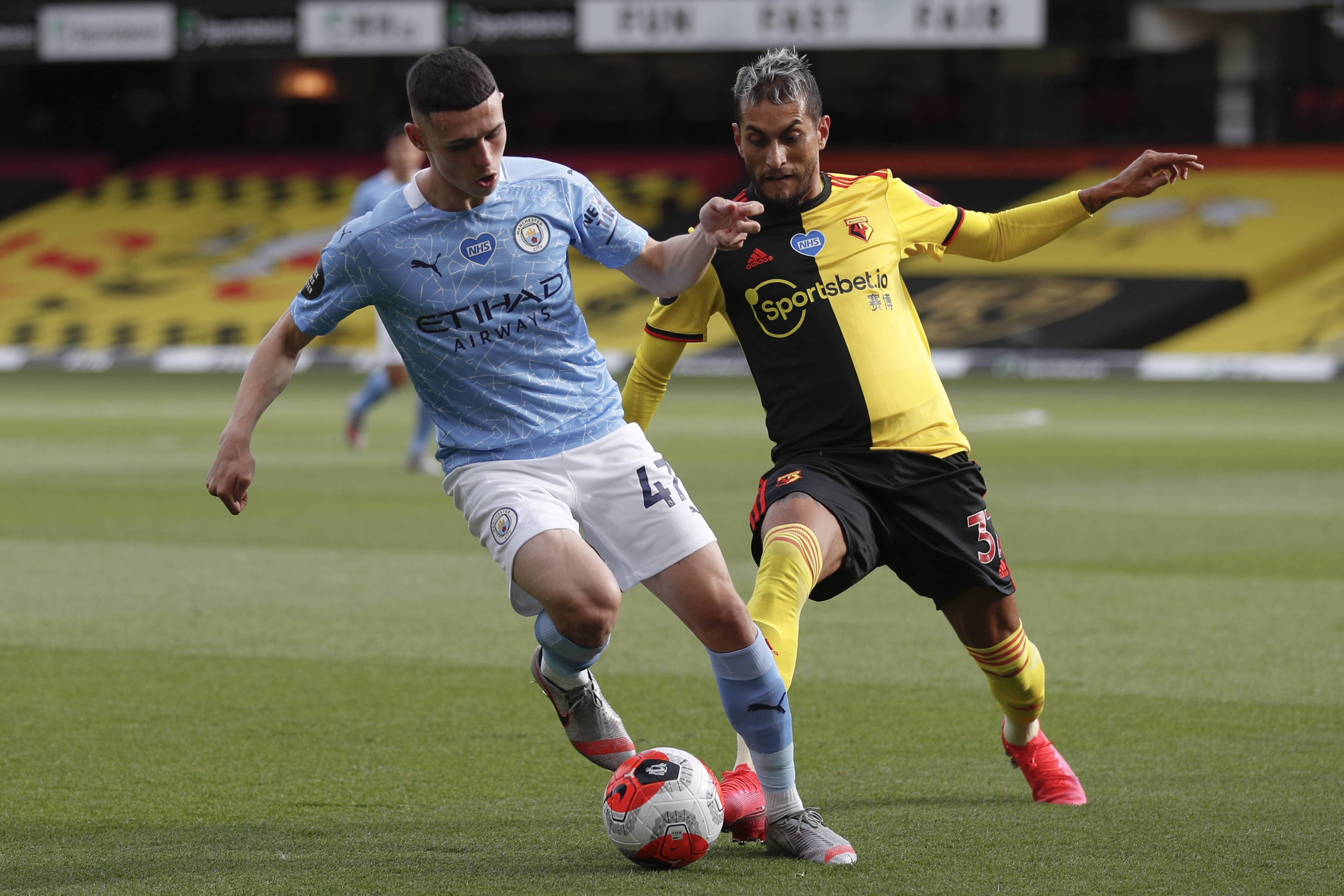 罗马诺：曼城是塞门约的首选；曼联已做好支付解约金的准备（罗马诺：塞门约倾向加盟曼城，曼联已准备触发解约金条款）