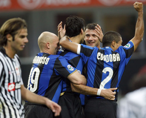 官方：西班牙国家队主帅德拉富恩特续约（官方宣布：西班牙国家队主帅德拉富恩特完成续约）