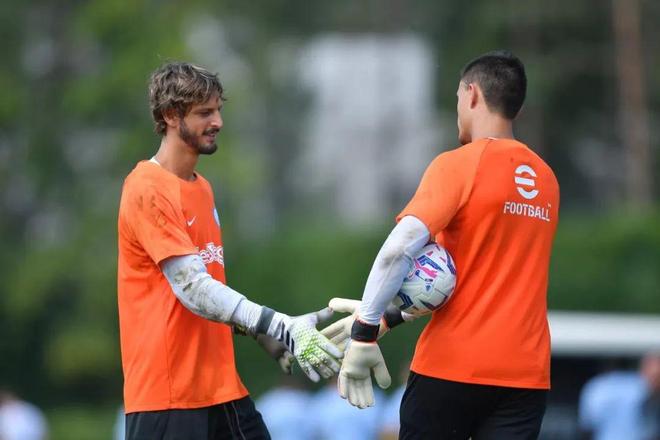 雷霆vs开拓者前瞻：杨瀚森期待再次出场，雷霆剑指9连胜