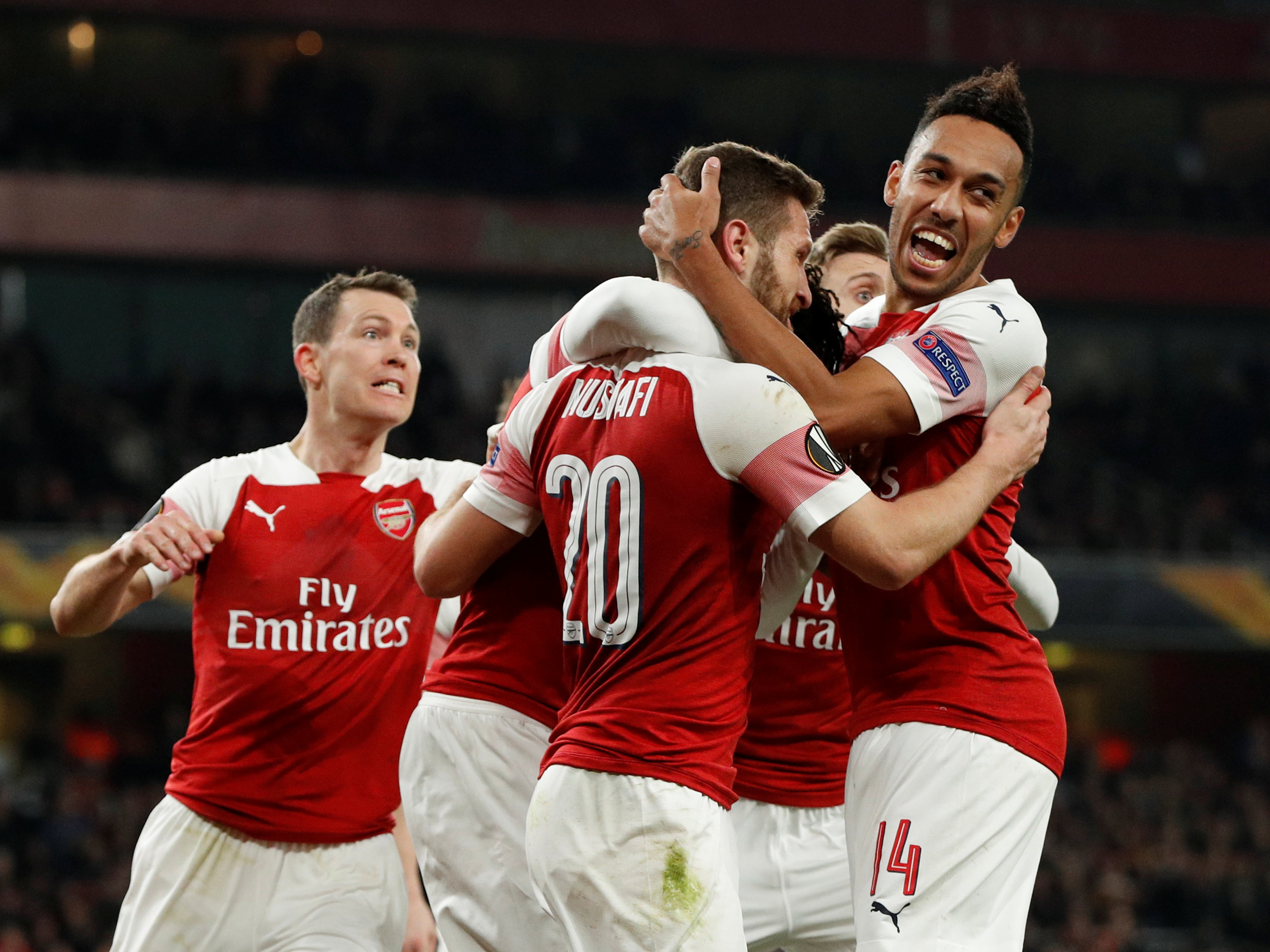 布伦森&布里奇斯首节合计23分，尼克斯首节落后2分