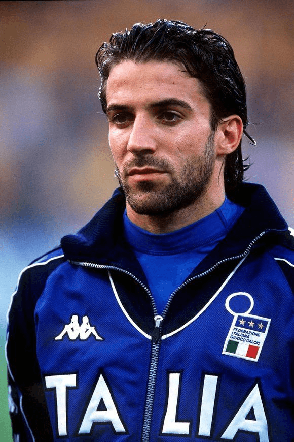 西甲战报：斯威德伯格梅开二度，九人皇马0-2塞尔塔（西甲赛况：斯威德伯格双响，九人皇马0-2不敌塞尔塔）