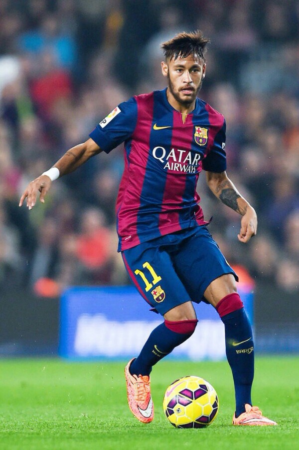 英超历史单一球员对同一球队全败纪录：莱诺对曼城13场全败第3（英超史上单一球员对同一对手全败榜：莱诺对曼城13战皆负列第3）