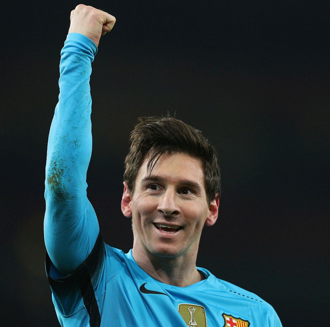 镜报：因凡蒂诺承诺，将对足球相关网暴采取严格行动（镜报：因凡蒂诺誓言严厉打击足坛网络暴力）