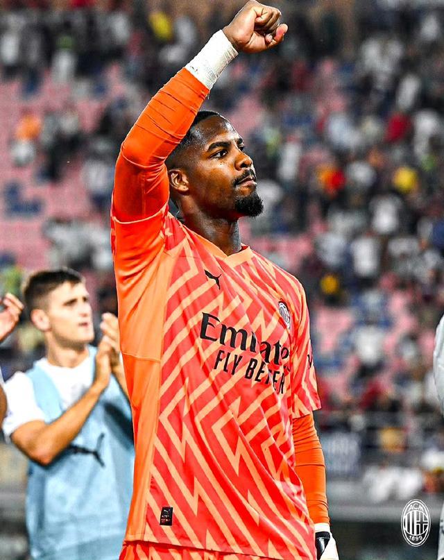 西班牙是世界最强？库库雷利亚：不，但很高兴被这样评价（库库雷利亚谈西班牙是否世界最强：不是，但乐见外界称赞）