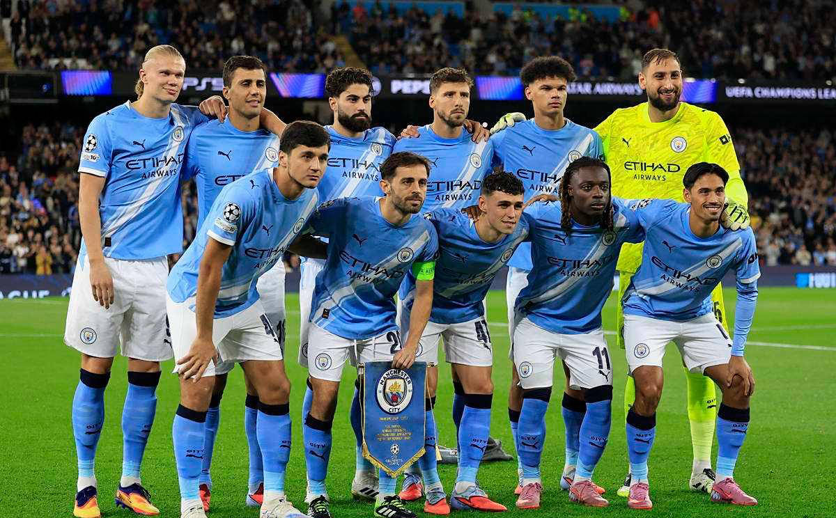 半场：拜仁2-2弗赖堡，卡尔、奥利塞分别传射，铃木唯人进球