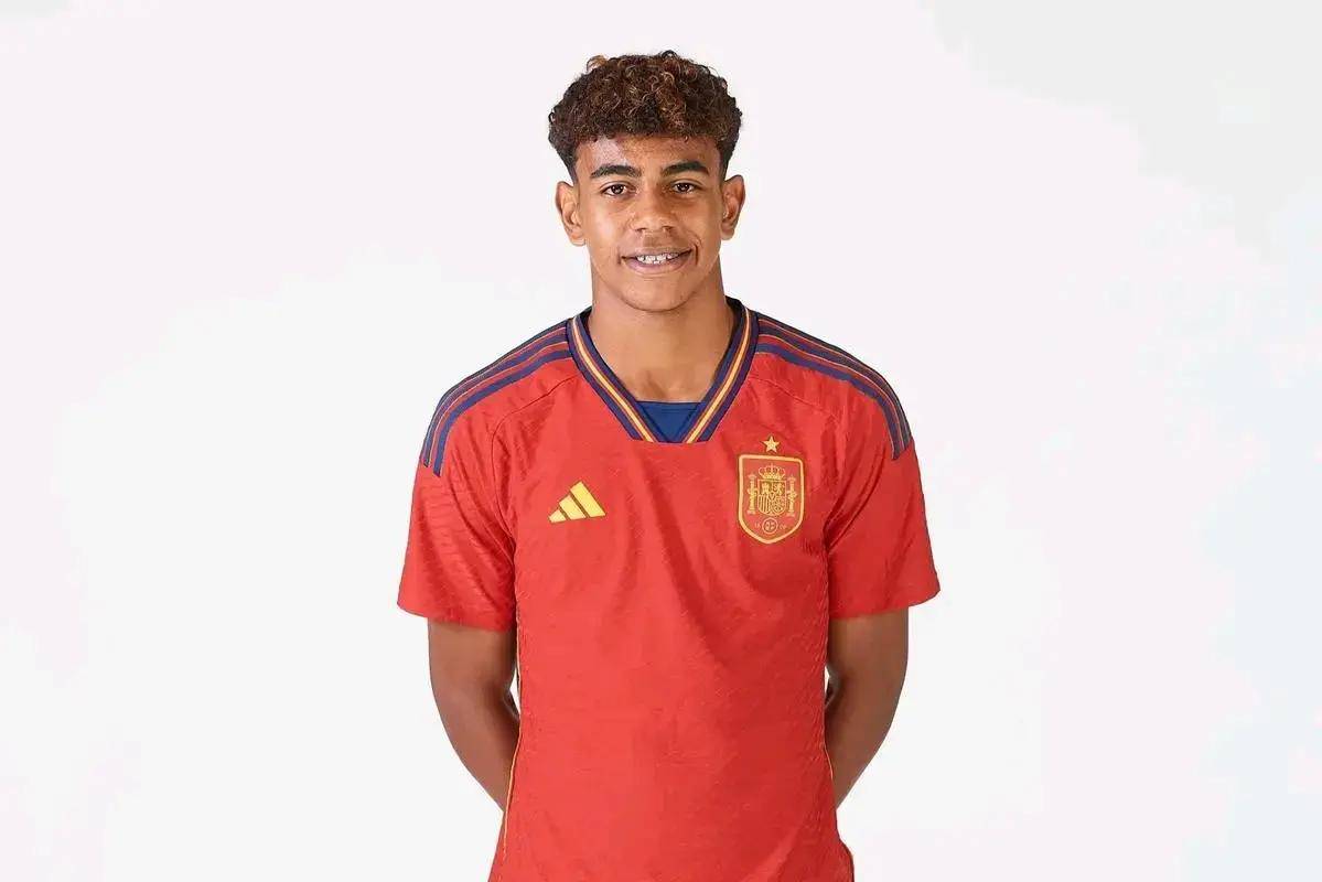 德转列美职联历史全明星11人：梅西领衔，伊布、贝克汉姆在列